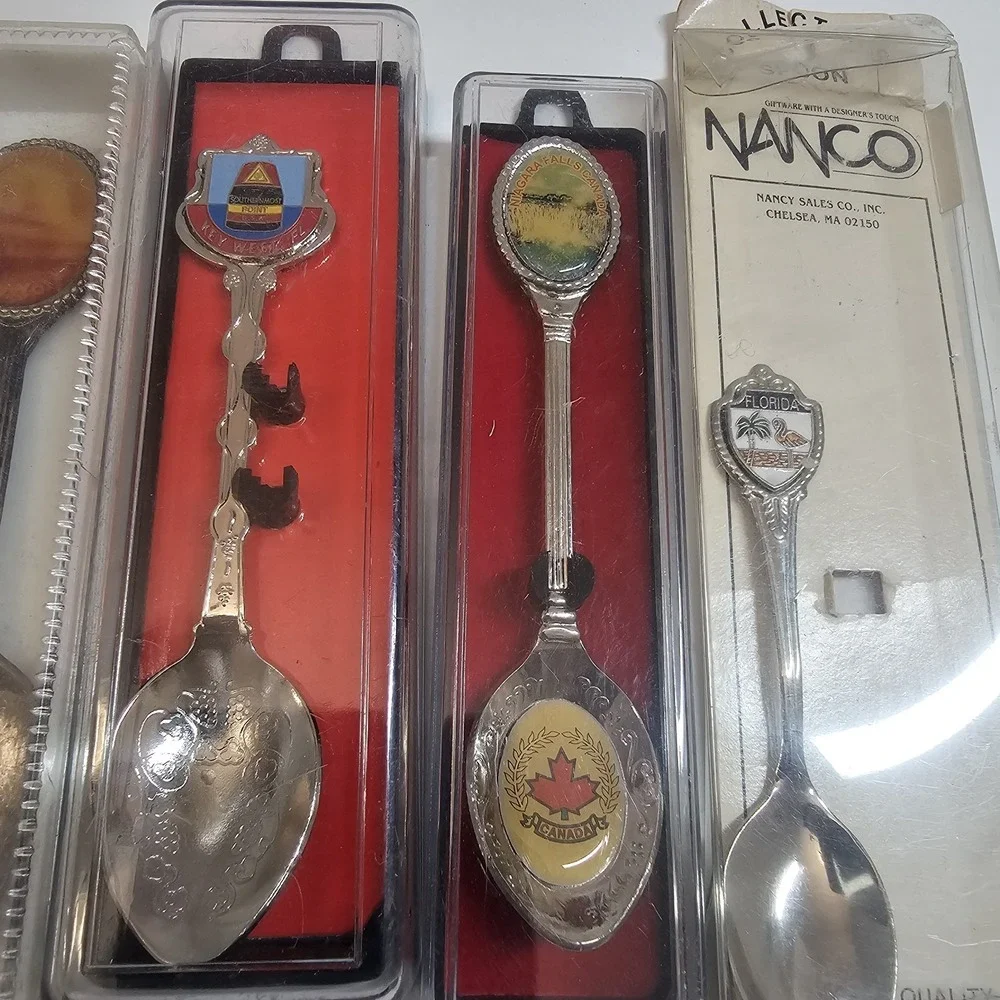 Souvenir Spoon Lot‎ Vintage Florida Canada Key West New York Enamel Collectible